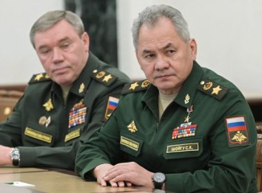 Ruşii au difuzat imagini nedatate cu Serghei Şoigu şi Valeri Gherasimov, după o absenţă de două săptămâni a ministrului apărării￼