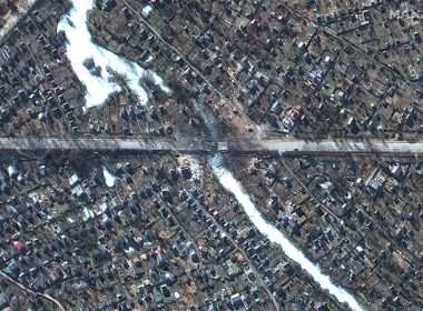 Noi imagini din satelit care arată dezastrul rămas după atacurile trupelor ruse în zonele de la nord de Kiev