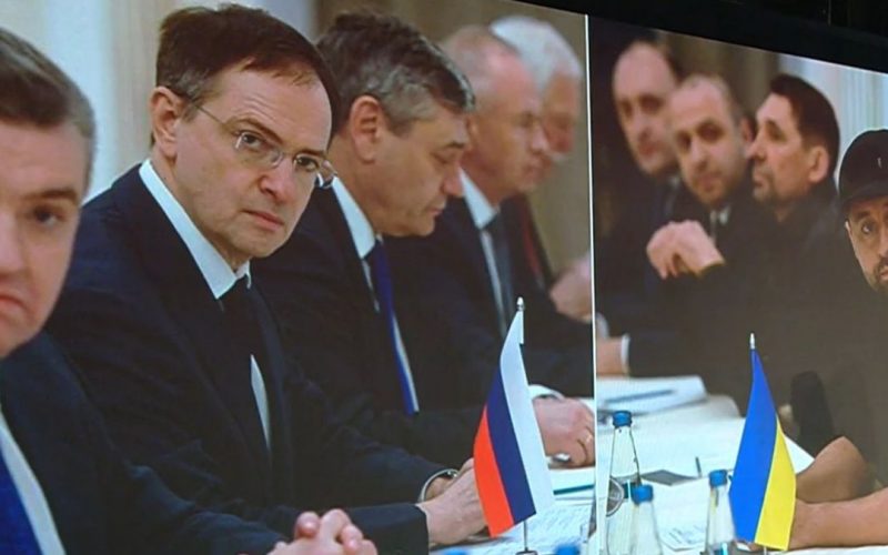 A doua rundă de negocieri între Ucraina şi Rusia