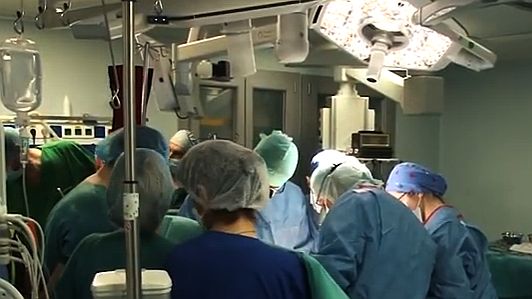La Timişoara se fac din nou operaţii pe cord la copii