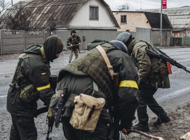 A 12-a zi de război. Civilii din Ucraina, sub un cer de bombardamente
