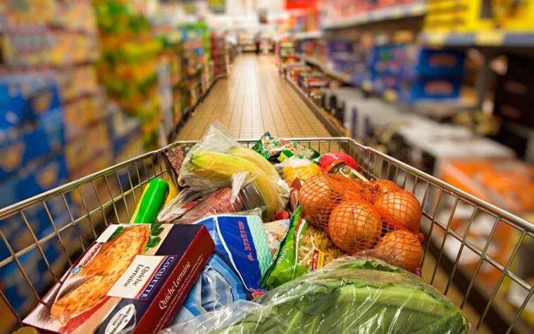 Banca Mondială: Preţurile alimentelor vor creşte cu 37%