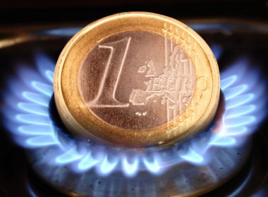 Comisia Europeană: Firmele care au contracte de gaze ruseşti cu plata în euro nu trebuie să plătească în ruble￼