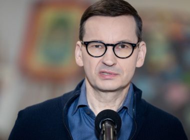 Premierul Poloniei cere sancţiuni mai dure: Putin a dat foc Ucrainei, iar Europa încă se mai întreabă dacă e suficient un extinctor￼