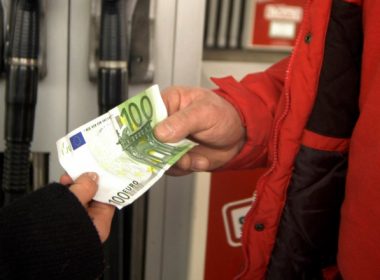 România nu mai are cei mai ieftini carburanţi din UE. Cum au evoluat preţurile la benzină şi motorină în ţările europene￼