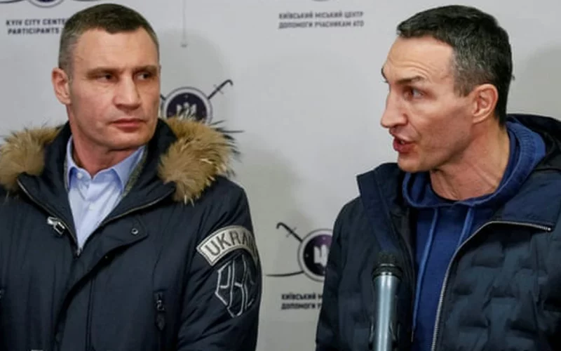 Fraţii Klitschko mulţumesc României