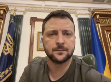 Zelenski anunţă "multe decese" după un atac cu rachete asupra unui sat din regiunea Cernigău şi acuză o încercare deliberată şi criminală de a ucide cât mai mulţi ucraineni / În Donbas e iadul, afirmă el 