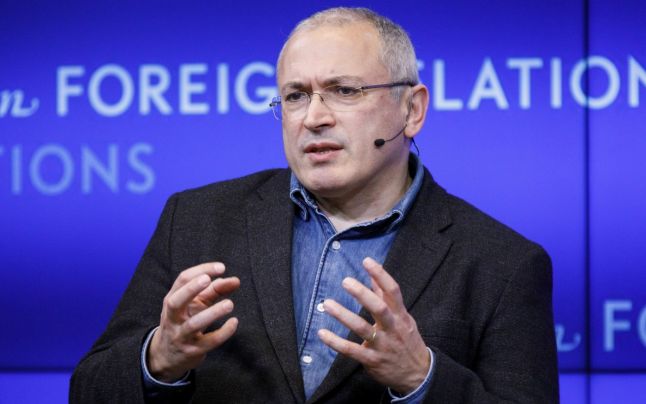 Opozantul rus Mihail Hodorkovski: Occidentul se teme de Putin şi ezită să se implice mai activ de partea Ucrainei de teama unui război la scară largă