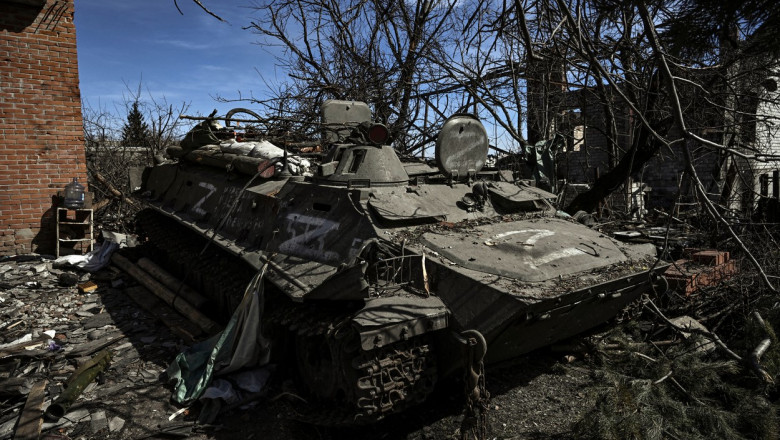 Armata ucraineană anunţă că a lansat peste 100 de atacuri împotriva invadatorilor ruşi