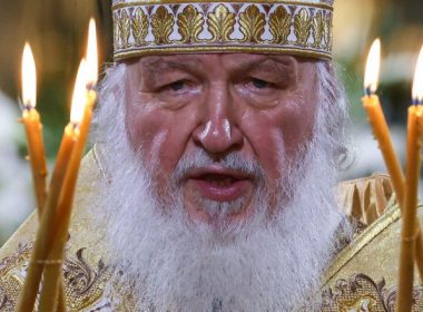 Patriarhul Kiril îi răspunde Papei, după ce i-a spus să nu fie „băiatul de altar al lui Putin”: A ales tonul greşit