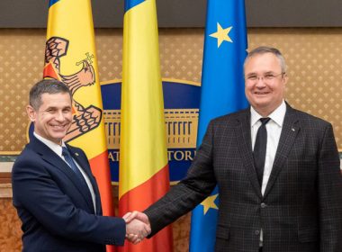 Nicolae Ciucă l-a primit la Palatul Victoria pe ministrul Apărării Republicii Moldova, Anatolie Nosatîi