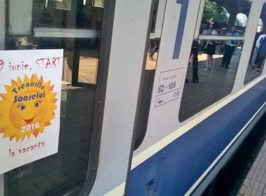 CFR demarează programul estival ”Trenurile Soarelui” / 40 de trenuri asigură zilnic legături directe din toată ţara cu staţiunile de la Marea Neagră şi cu Delta Dunării