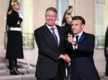 Întâlnire între Iohannis şi Macron la Palatul Élysée